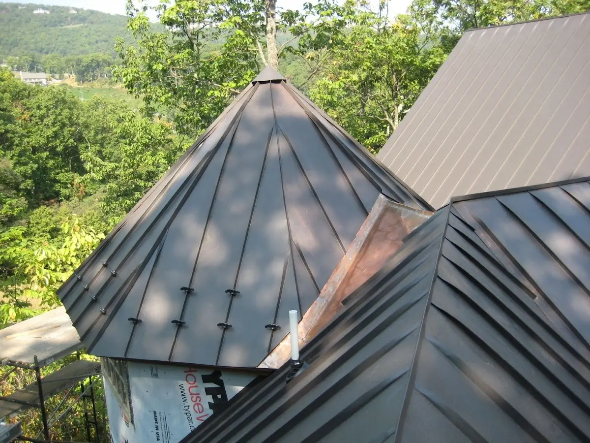 Professional Shingle Replacement & Repair by Craftsman Roofing in Virginia City